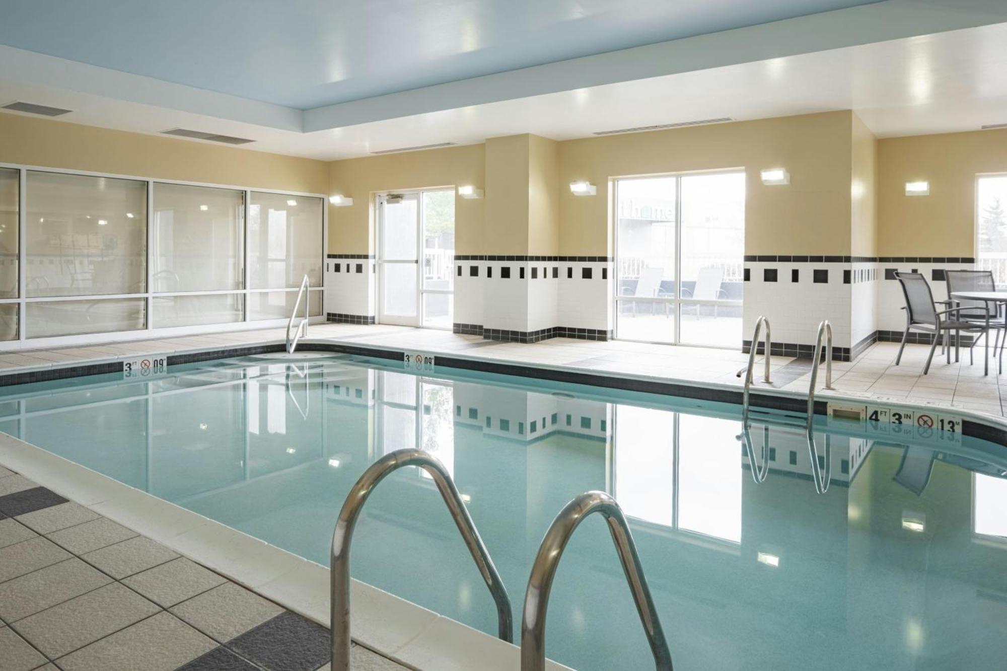 Fairfield Inn & Suites Louisville East Buitenkant foto